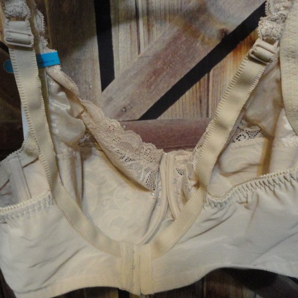 Playtex Love my curves Lift lace Bra 42DDD~Cute Sexy, Underwire - Picture 4 of 6